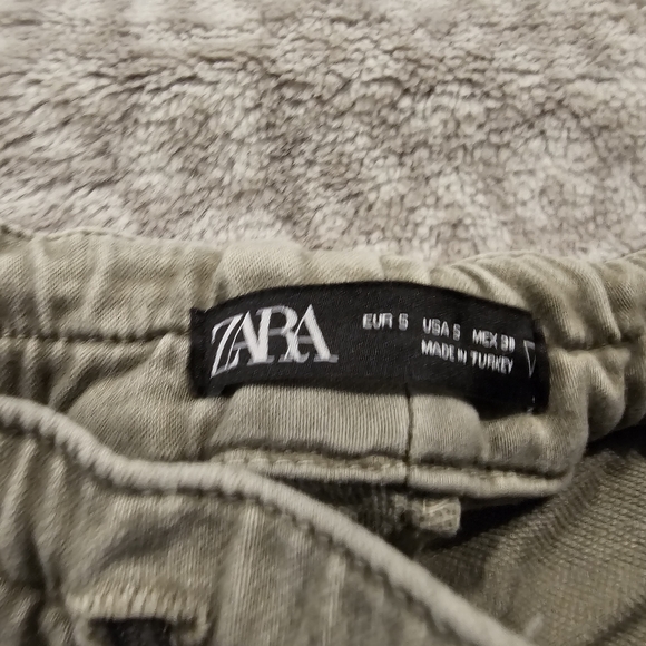 Zara mens shorts - Picture 3 of 4